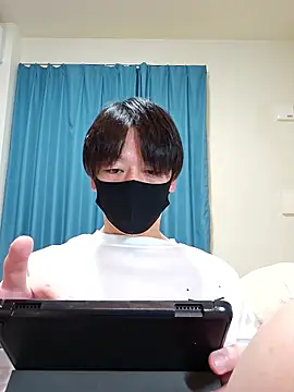 Earth 001 online show from November 9, 12:03 pm