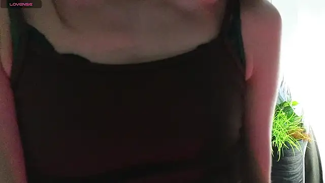 DebiHenks online show from March 21, 5:05 pm