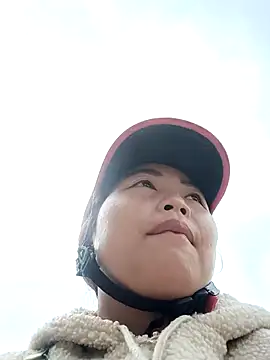 PhamPhung online show from September 15, 1:38 am