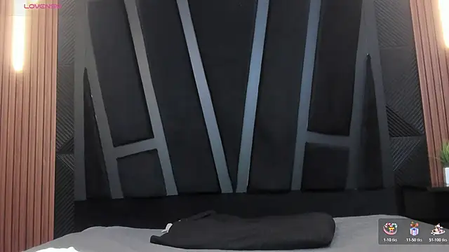 marco garciia  online show from November 12, 11:25 pm