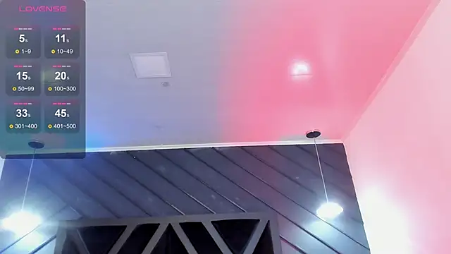 Snapshot of marco_garciia_ chatting on January 16, 11:09 pm marco garciia online show from January 16, 11:09 pm