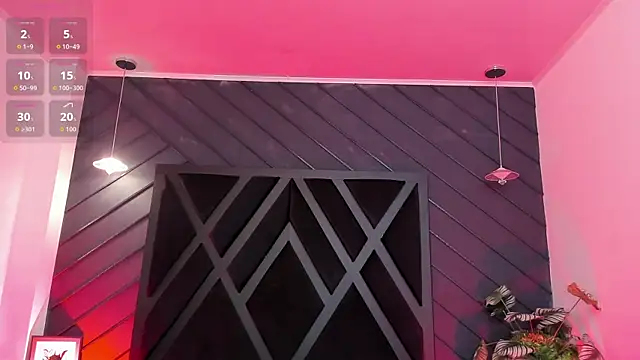 Snapshot of marco_garciia_ chatting on February 13, 11:12 pm marco garciia online show from February 13, 11:12 pm