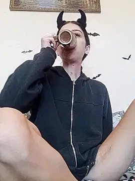 Snapshot of DaValichka chatting on October 30, 9:11 am DaValichka online show from October 30, 9:11 am