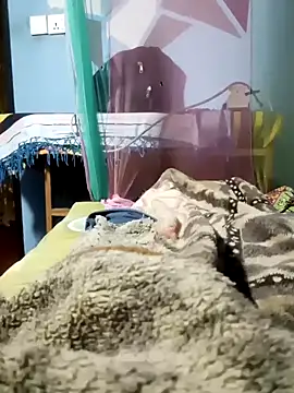 Snapshot of m11a2f3a4z5 chatting on March 12, 1:28 pm m11a2f3a4z5 online show from March 12, 1:28 pm