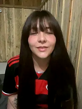 Snapshot of clara2111 chatting on September 9, 12:10 am clara2111 online show from September 9, 12:10 am