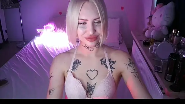 yourscirilla online show from March 31, 8:48 am