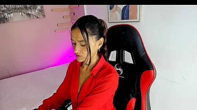 Snapshot of maraiah_petit chatting on September 11, 7:14 pm maraiah petit online show from September 11, 7:14 pm