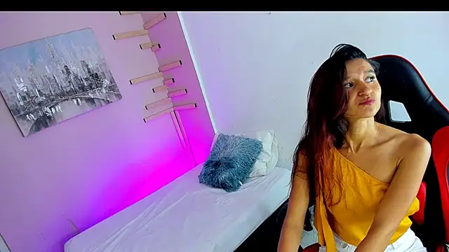 Snapshot of maraiah_petit chatting on September 12, 7:03 pm maraiah petit online show from September 12, 7:03 pm