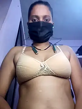 Snapshot of 3USHA chatting on October 2, 8:32 am 3USHA online show from October 2, 8:32 am