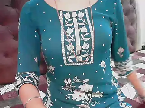 elize   online show from January 7, 2:14 am