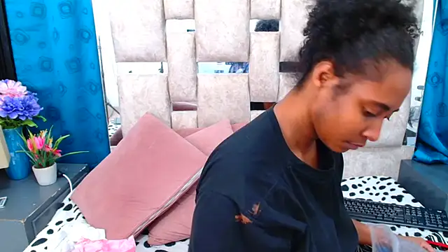 AmbarSmit online show from September 13, 9:36 pm