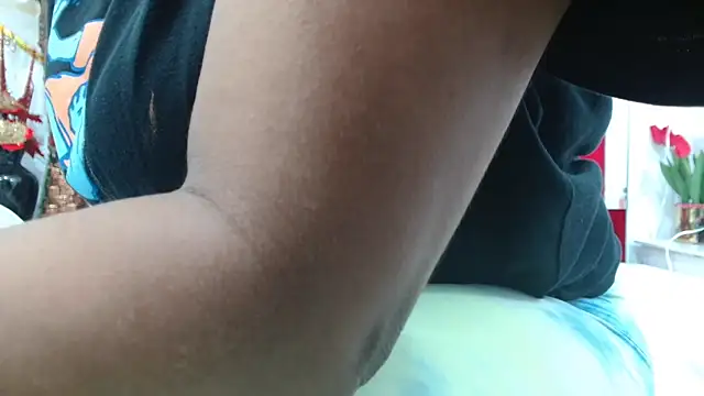 AmbarSmit online show from November 29, 7:50 pm