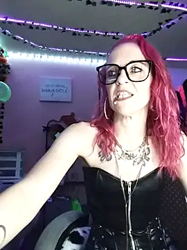 Purple2StayThnxx online show from October 14, 5:19 am