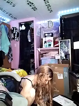 Purple2StayThnxx online show from February 25, 5:28 am