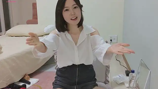 tsumugi 0721 online show from November 12, 11:21 am