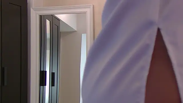 Melany Ass online show from September 15, 3:39 am