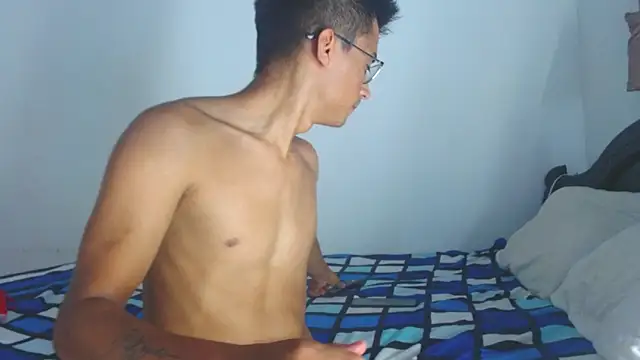 Snapshot of Jacobandluna chatting on November 15, 11:54 pm Jacobandluna online show from November 15, 11:54 pm