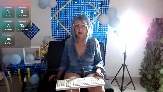 ruth blue21 online show from October 5, 4:00 am