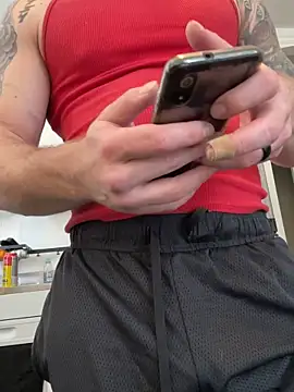 Snapshot of King_Kev_ chatting on November 18, 6:12 pm King Kev online show from November 18, 6:12 pm