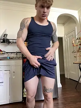 Snapshot of King_Kev_ chatting on December 18, 6:58 pm King Kev online show from December 18, 6:58 pm