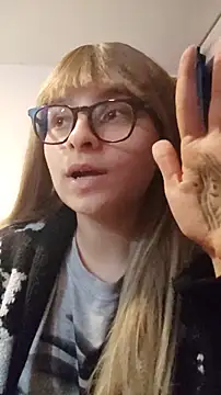 Snapshot of Aurora_blaack chatting on November 13, 2:10 am Aurora blaack online show from November 13, 2:10 am