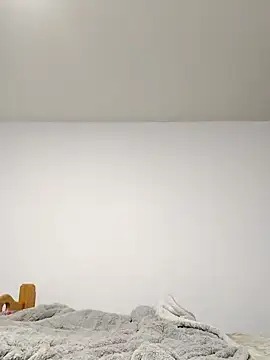 Snapshot of Aurora_blaack chatting on March 7, 12:29 am Aurora blaack online show from March 7, 12:29 am