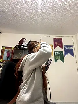 Sallem Pink online show from October 17, 5:04 pm