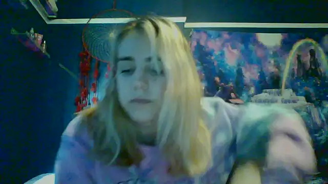 Snapshot of RubySmoke chatting on November 6, 6:31 pm RubySmoke online show from November 6, 6:31 pm