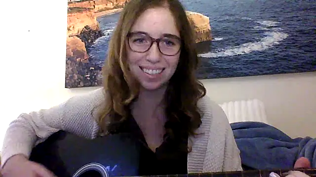 Snapshot of sweetsocalgirl chatting on November 21, 12:21 am sweetsocalgirl online show from November 21, 12:21 am