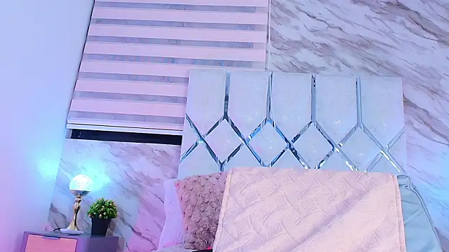 cataleya ebony  online show from December 3, 3:03 am