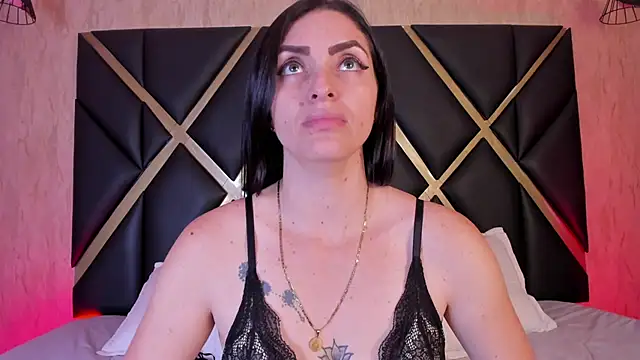 MeganHoffmaan online show from September 16, 9:05 pm