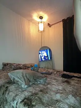 myc hot online show from April 17, 7:44 am