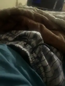 cuttieboii online show from April 25, 4:15 am