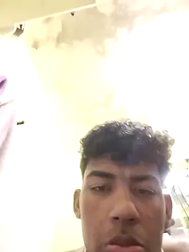 Snapshot of Lale-Adrian chatting on November 29, 3:31 am Lale-Adrian online show from November 29, 3:31 am