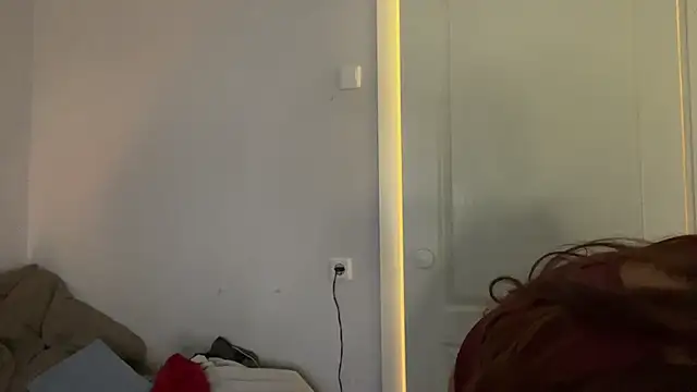 Vivalenti Kiss online show from December 17, 12:55 pm