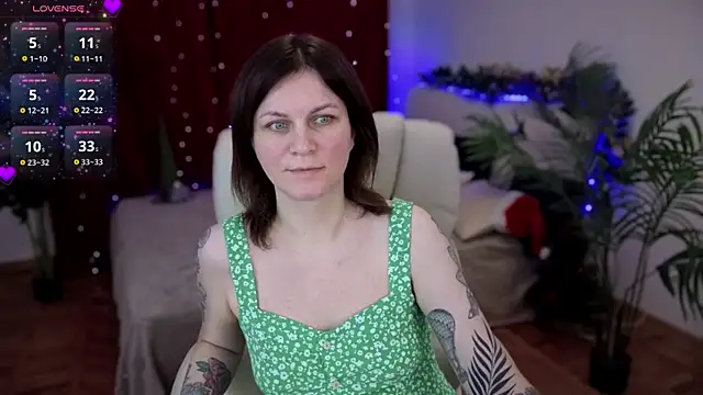 TinaMelt online show from November 22, 8:41 pm