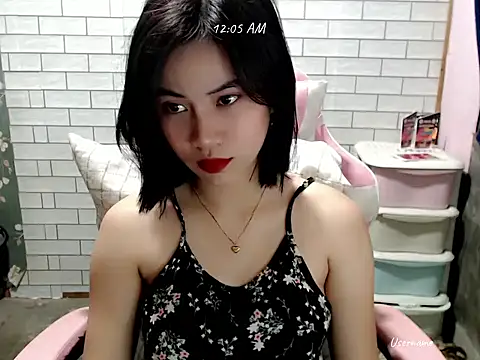 Snapshot of Rainea149 chatting on February 22, 4:05 pm Rainea149 online show from February 22, 4:05 pm