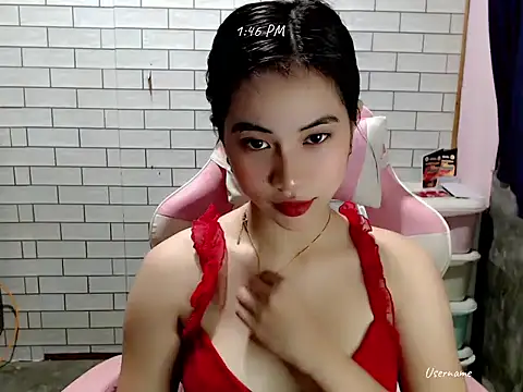 Snapshot of Rainea149 chatting on February 25, 5:50 am Rainea149 online show from February 25, 5:50 am