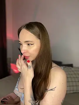 Snapshot of AlexaSpark_ chatting on September 27, 6:13 pm AlexaSpark  online show from September 27, 6:13 pm