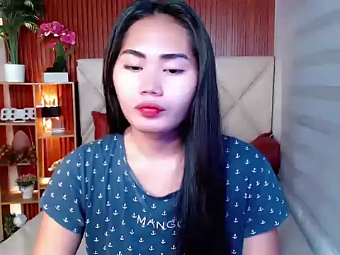 sluttyprincess0 online show from November 21, 10:41 pm