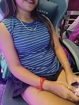 Snapshot of Puja-baby chatting on July 5, 9:22 pm Puja-baby online show from July 5, 9:22 pm