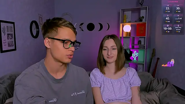 eva smiith  online show from September 11, 6:13 am