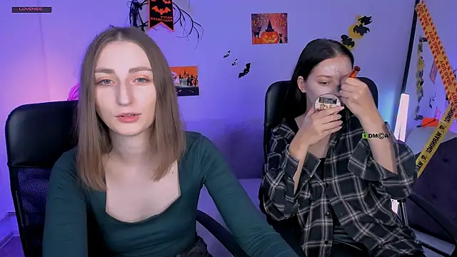 eva smiith  online show from October 21, 5:52 am