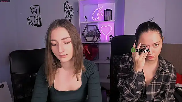 eva smiith  online show from November 28, 6:38 am