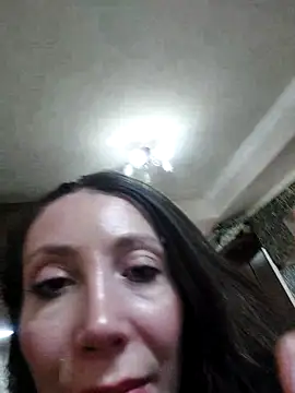 HellaryTourent online show from October 22, 4:40 pm