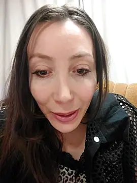 HellaryTourent online show from February 23, 5:10 pm