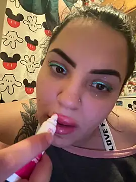 sexybunny18255 online show from February 22, 8:40 pm