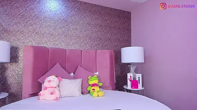 amber sparkle online show from March 17, 12:52 pm