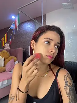 Snapshot of amber_sparkle chatting on July 10, 12:41 pm amber sparkle online show from July 10, 12:41 pm