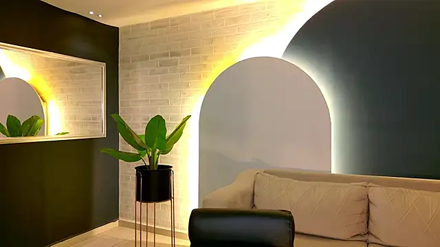 AgathaKondo  online show from November 5, 7:14 pm